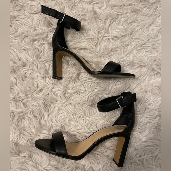 Vince Camuto Black Leather Heels - Picture 4 of 4